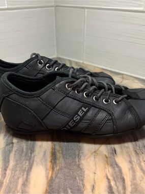 Diesel Rollie Low Top Women 5.5 Charcoal Black Leather Training Shoes Sneakers